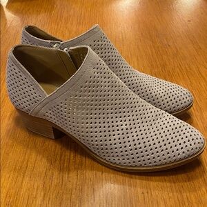 Lucky Brand gray suede ankle boot - size 9
